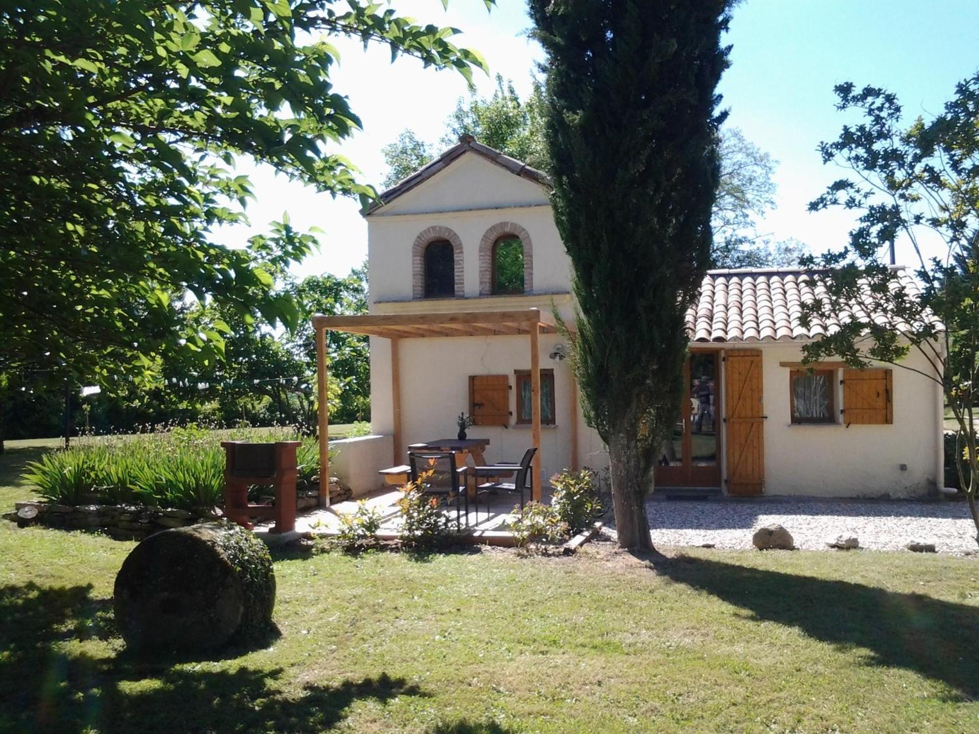 La Forestiere Pigeonnier Monclar-de-Quercy Εξωτερικό φωτογραφία